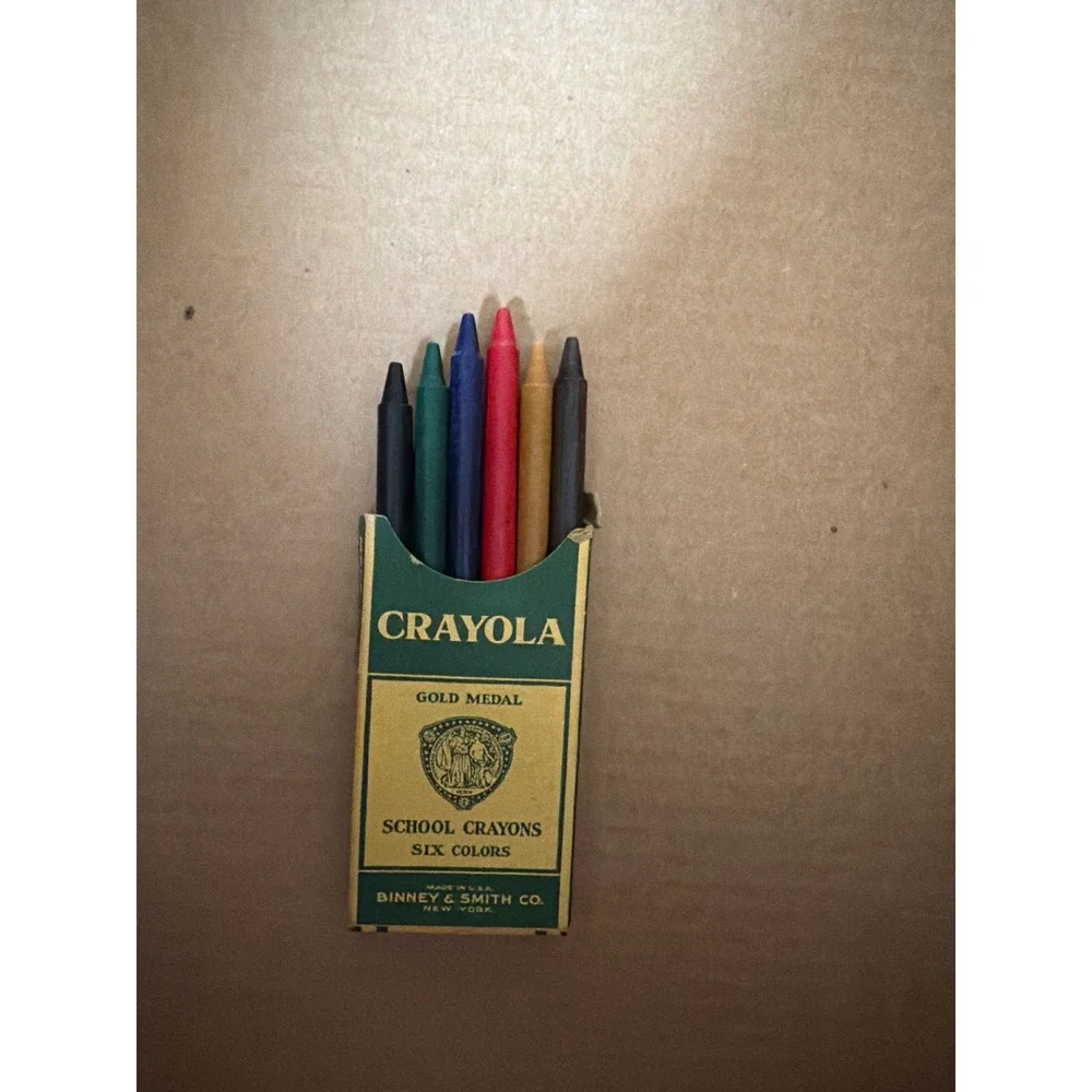Vintage Crayola Gold Medal No. 6A School Crayons 6 Count Binney & Smith Co Box